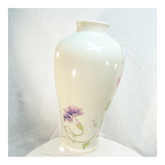 Japan Toyo Morning Glory 8.5” Pink Purple Green Vase Designed by Magie - Picture 14 of 15